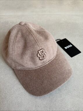 BOSS cashmere Soft Beige-Tan Baseball Cap with Embroidered Logo